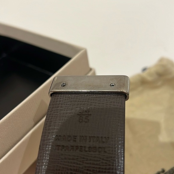Burberry reversible belt black/brown, damaged buckle